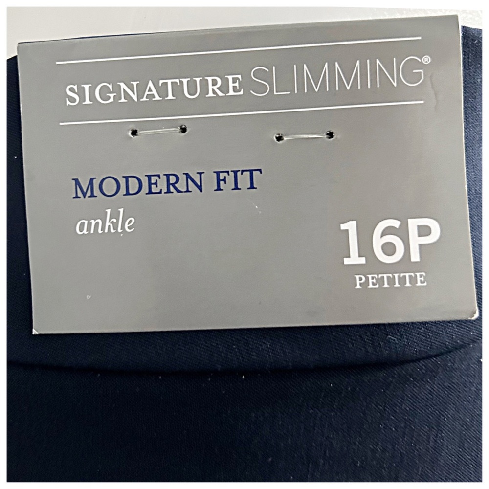 NWT Christopher & Banks, Signature Slimming Navy Pants With A Modern Fit, 16P - Picture 7 of 9